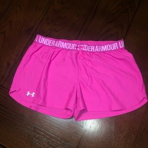 Women’s pink Under Armour short